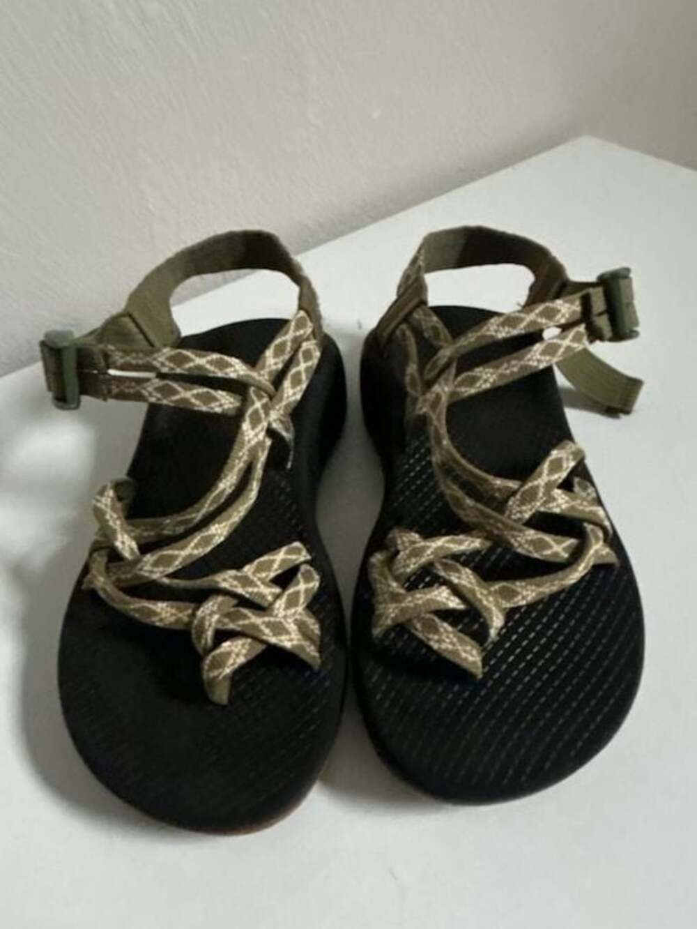 Chaco ZX/2 Classic Women's Olive Green Patterned Toe-Loop Sport Sandals-w8